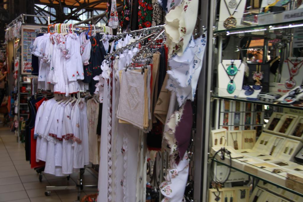 Duna Szecsi Apartman Boedapest Buitenkant foto