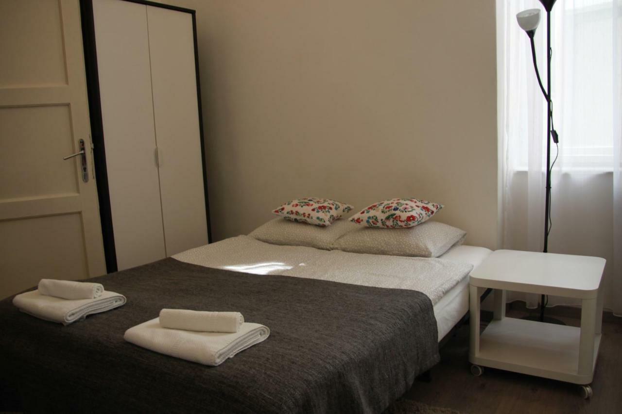 Duna Szecsi Apartman Boedapest Buitenkant foto