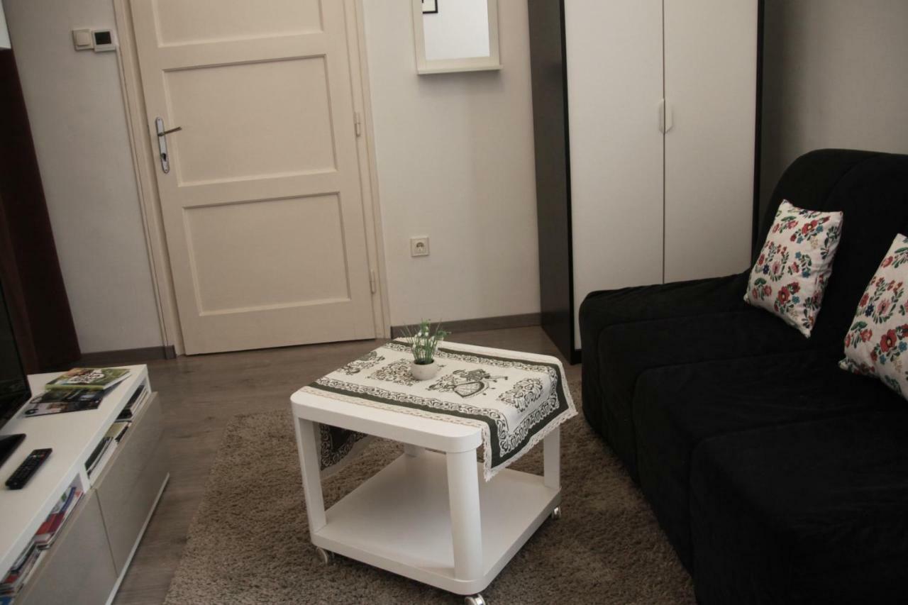 Duna Szecsi Apartman Boedapest Buitenkant foto