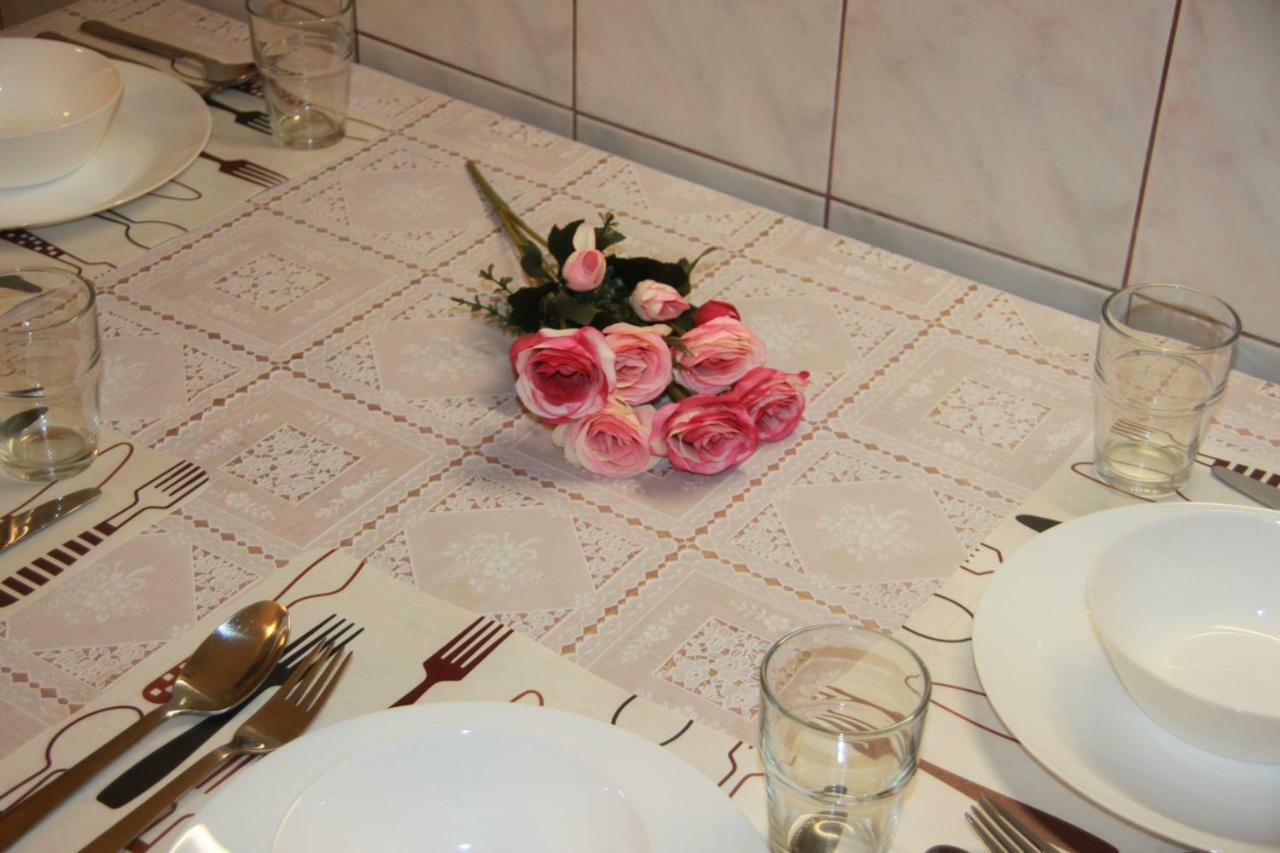 Duna Szecsi Apartman Boedapest Buitenkant foto